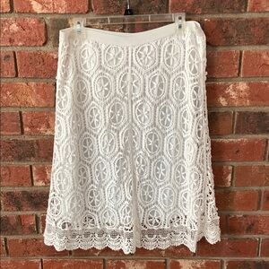 V Cristina Elegant White Lace Crochet Skirt